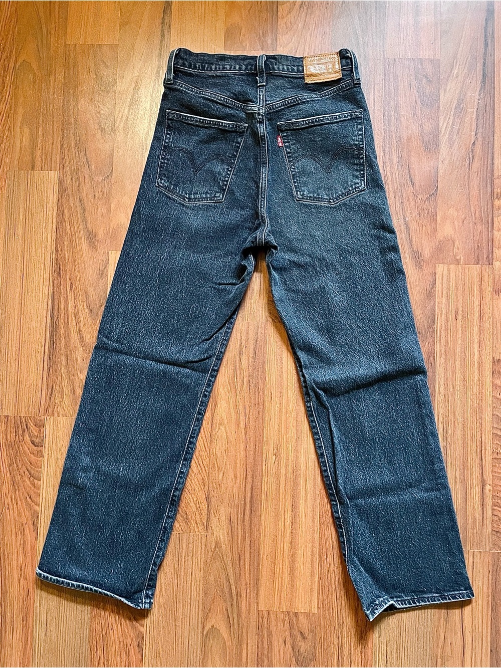 Levi's Dark Grey Ribcage Straight Women’s Jeans